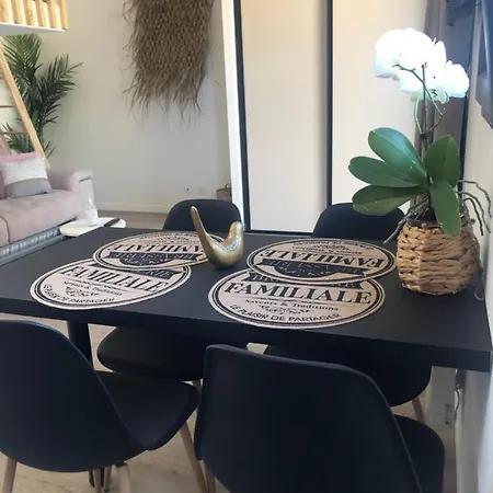 度假居 Charmante Maisonnette Avec Terrasse A 100m De La