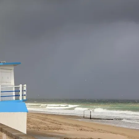 Charmante Maisonnette Avec Terrasse A 100m De La Vakantiehuis Langrune-sur-Mer