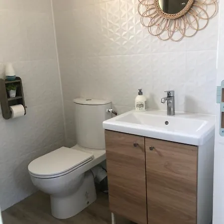 Charmante Maisonnette Avec Terrasse A 100m De La Langrune-sur-Mer