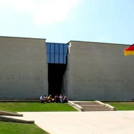 Charmante Maisonnette Avec Terrasse A 100m De La 度假居 *