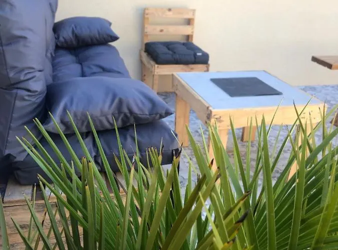 Charmante Maisonnette Avec Terrasse A 100m De La Tatil Evi Langrune-sur-Mer