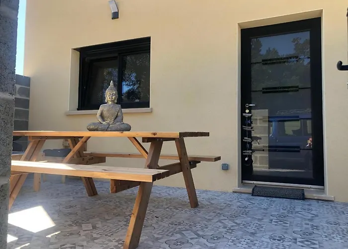 Charmante Maisonnette Avec Terrasse A 100m De La Tatil Evi *